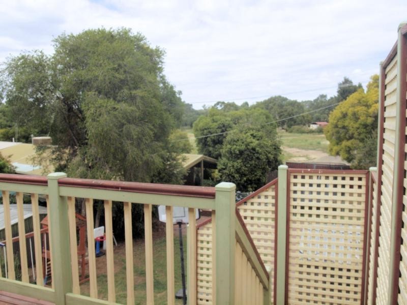 4 Yandong Street, White Hills VIC 3550