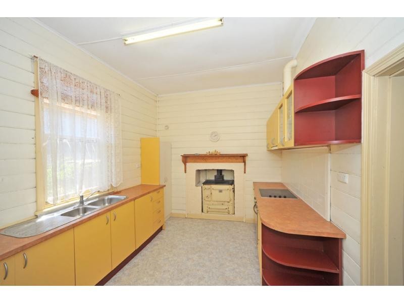 32 Peg Leg Road, Eaglehawk VIC 3556