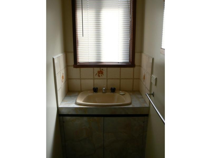 135 Gladstone Street, Quarry Hill VIC 3550