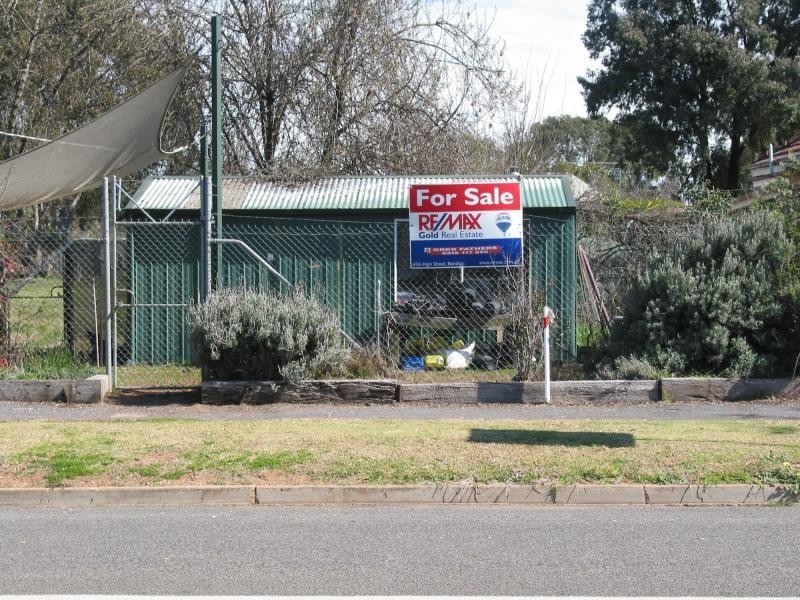 96 High Street, Wedderburn VIC 3518