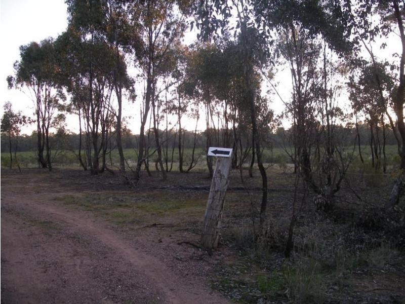 1 Derby Road, Campbells Forest VIC 3556