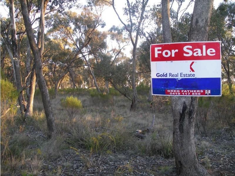2 Derby Road, Campbells Forest VIC 3556