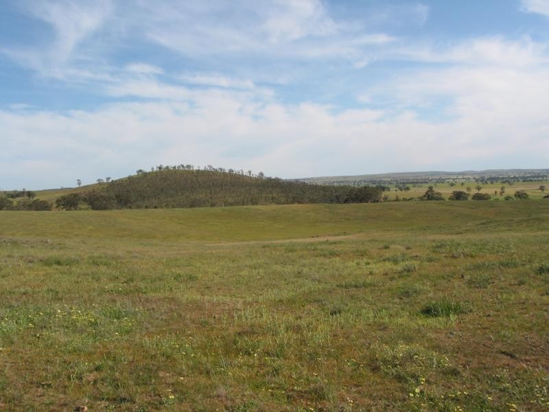 L4 Calder Highway, Woosang VIC 3518