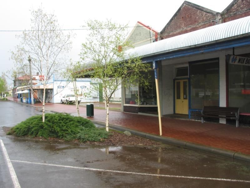 82 Bell Street, Penshurst VIC 3289