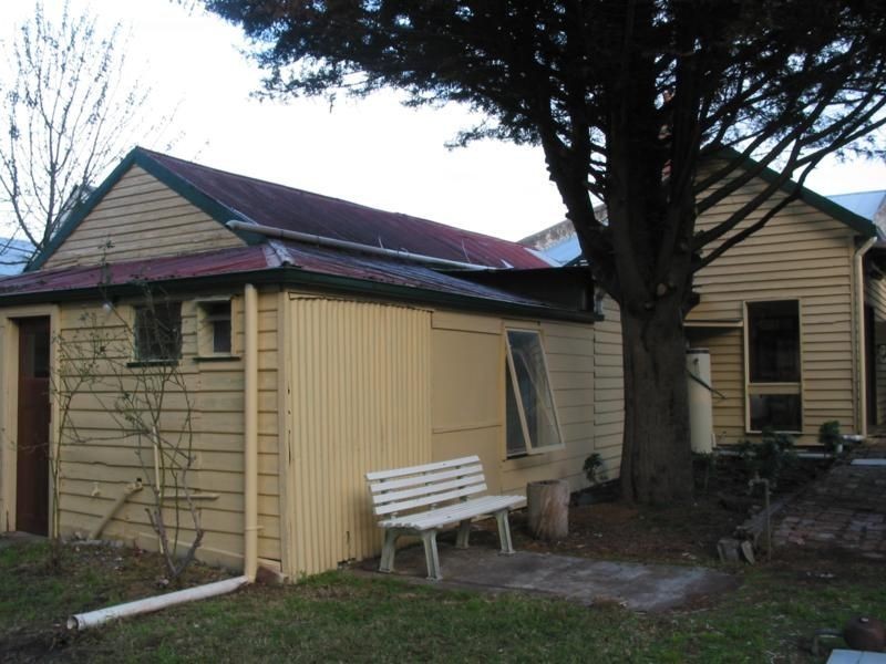 82 Bell Street, Penshurst VIC 3289