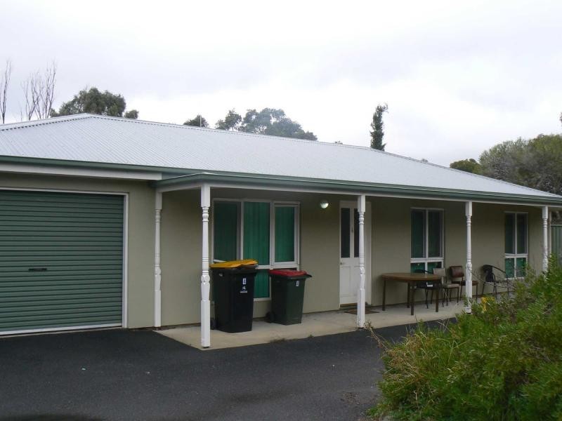 4/16A Emmett Street, Golden Square VIC 3555