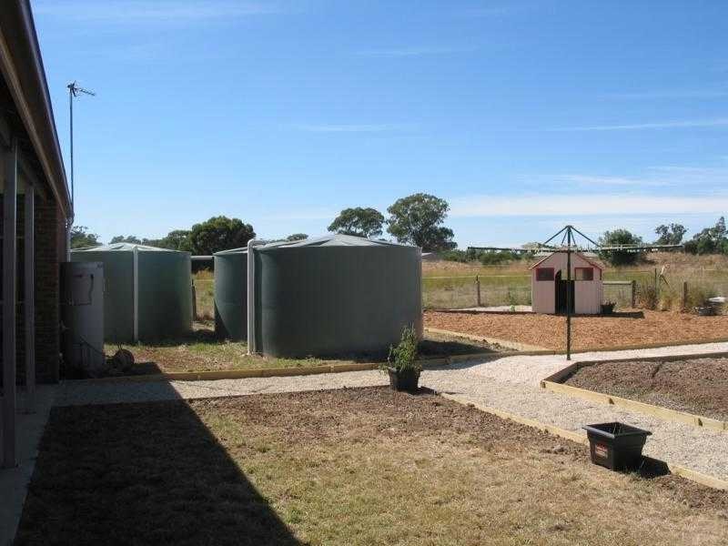 25 Barnes Road, Marong VIC 3515