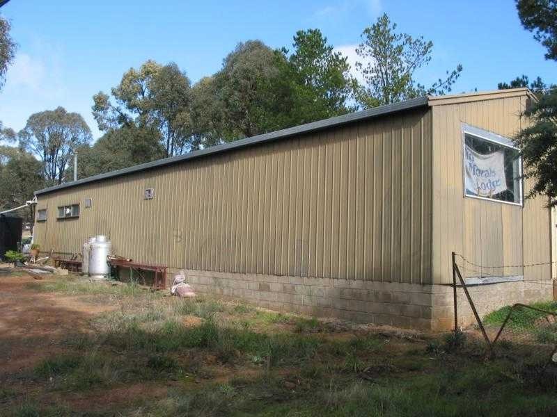 2 Stanley Crescent, Kangaroo Flat VIC 3555