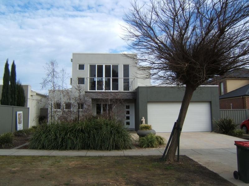 6 The Boulevard, Bendigo VIC 3550