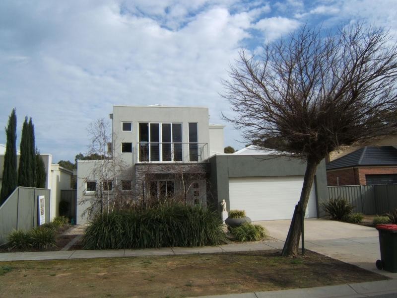 6 The Boulevard, Bendigo VIC 3550