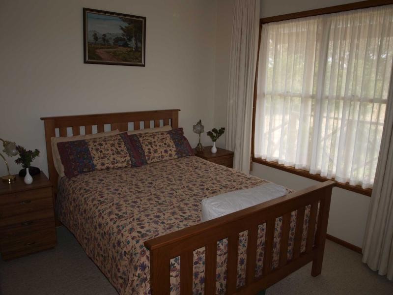 49 Horsburgh Court, Heathcote VIC 3523