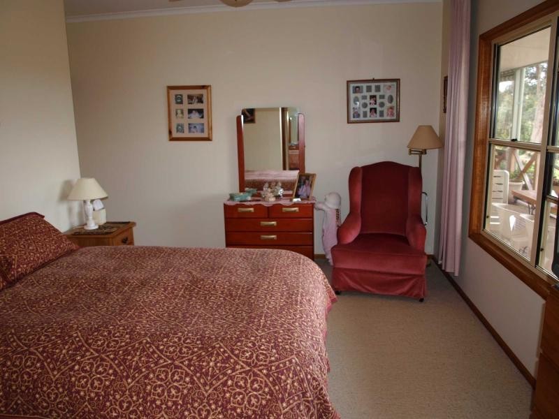 49 Horsburgh Court, Heathcote VIC 3523