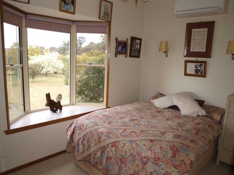 49 Horsburgh Court, Heathcote VIC 3523