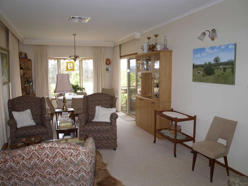 49 Horsburgh Court, Heathcote VIC 3523