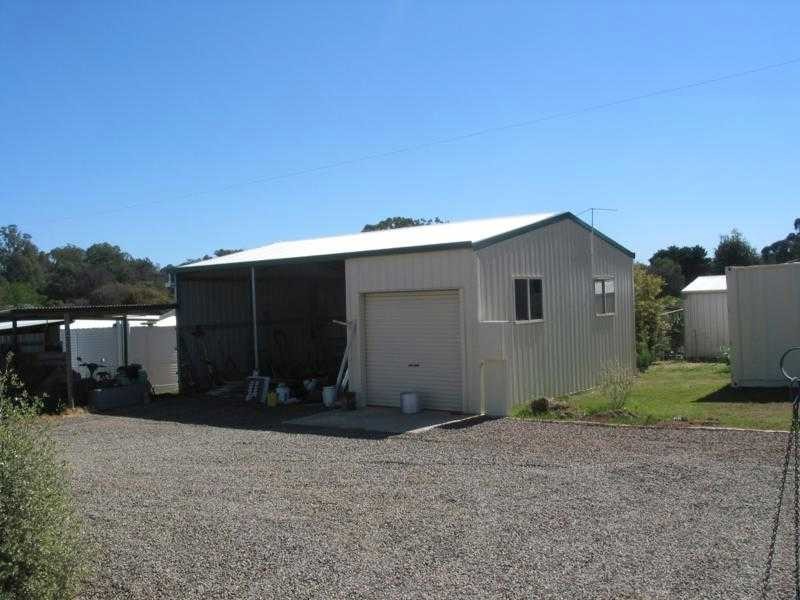 54 Middle Road, Dunolly VIC 3472
