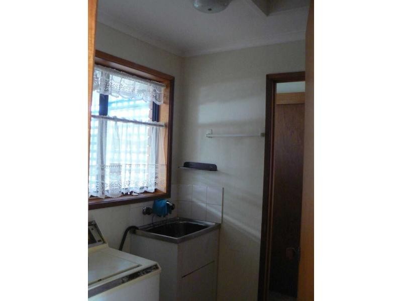 1/7 Carpenter Street, Kangaroo Flat VIC 3555