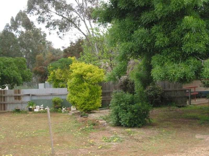 6 Betley Road, Dunolly VIC 3472