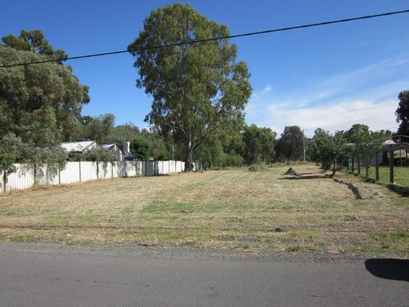 4A Dunstan Street, Eaglehawk VIC 3556