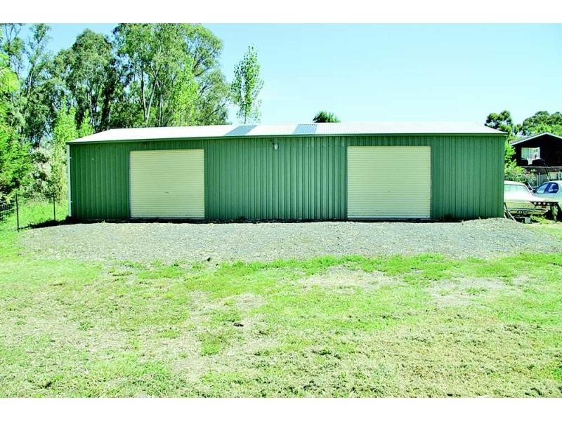 147 Crusoe Road, Kangaroo Flat VIC 3555