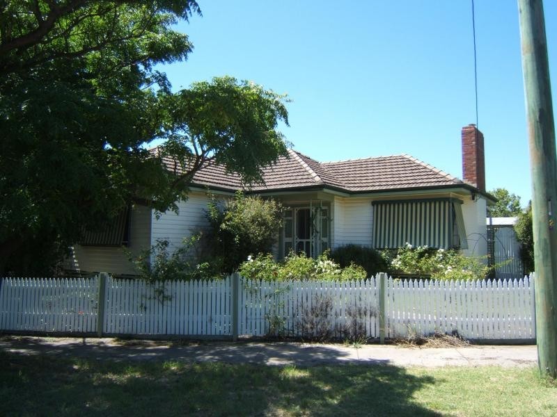 42 Smith  Street, North Bendigo VIC 3550