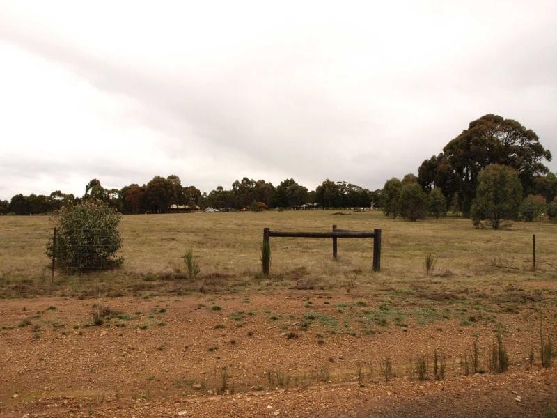 6 Obrien Court, Heathcote VIC 3523