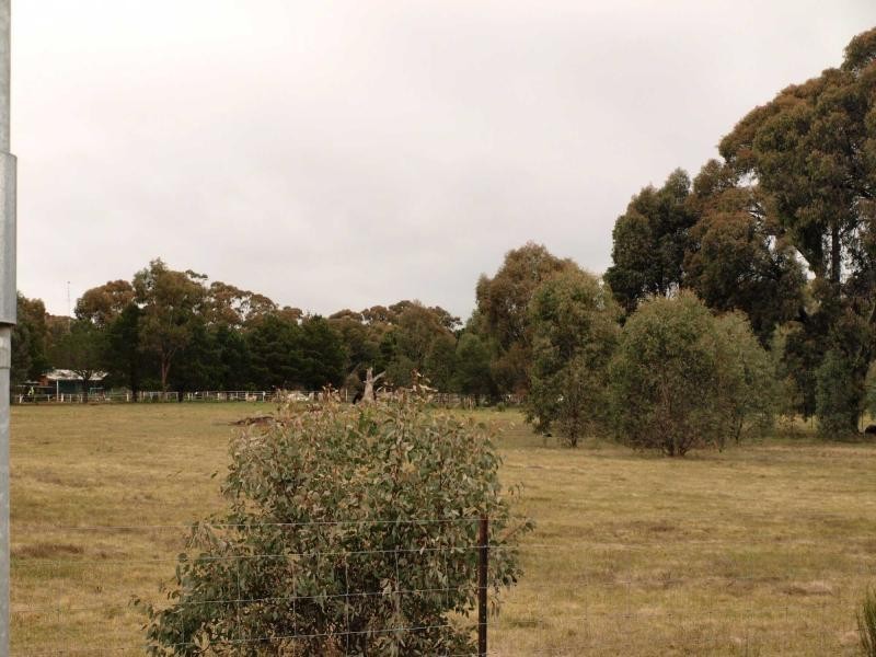 6 Obrien Court, Heathcote VIC 3523