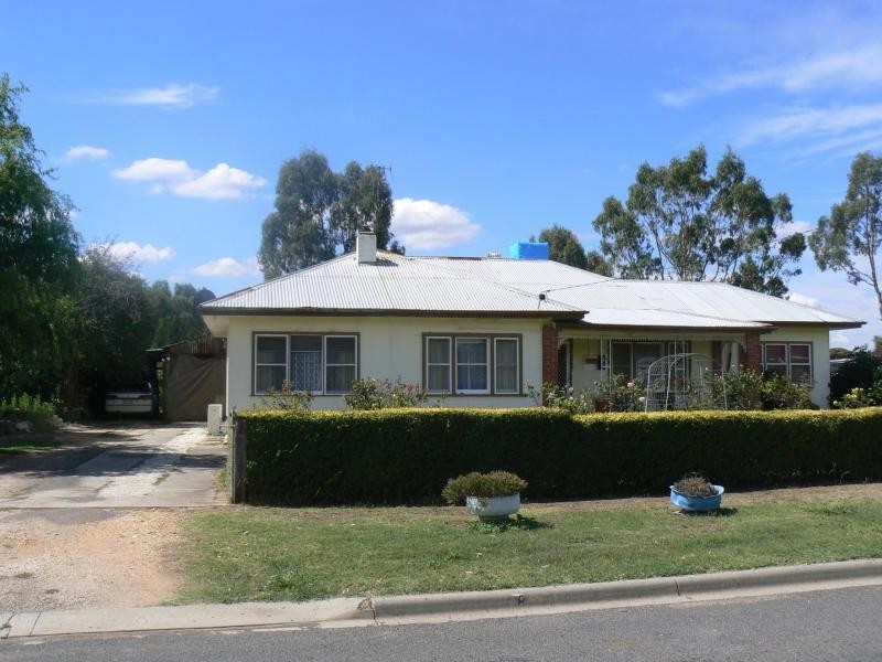 28 McKinnon Road, Dunolly VIC 3472