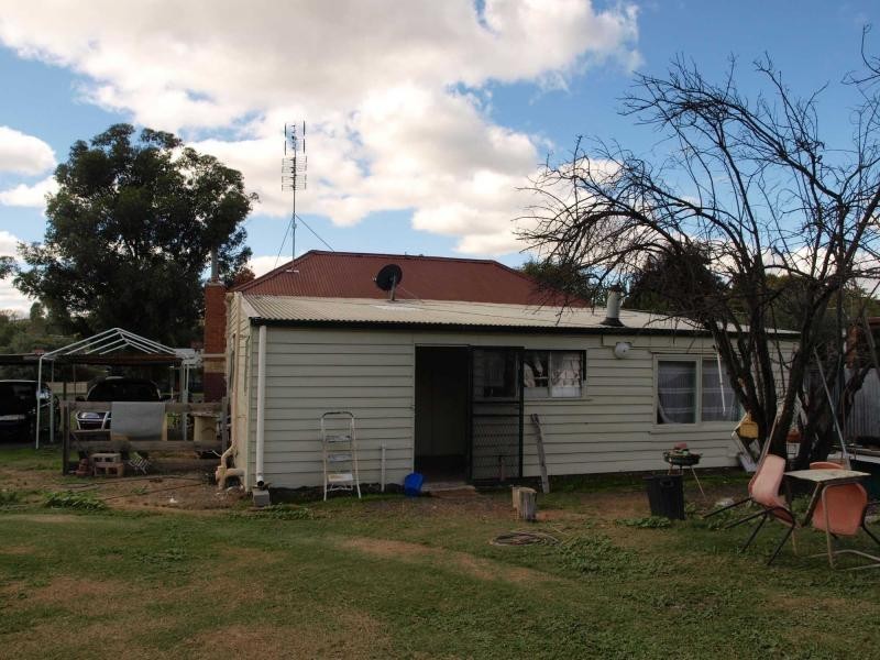 53 Ebden, Heathcote VIC 3523