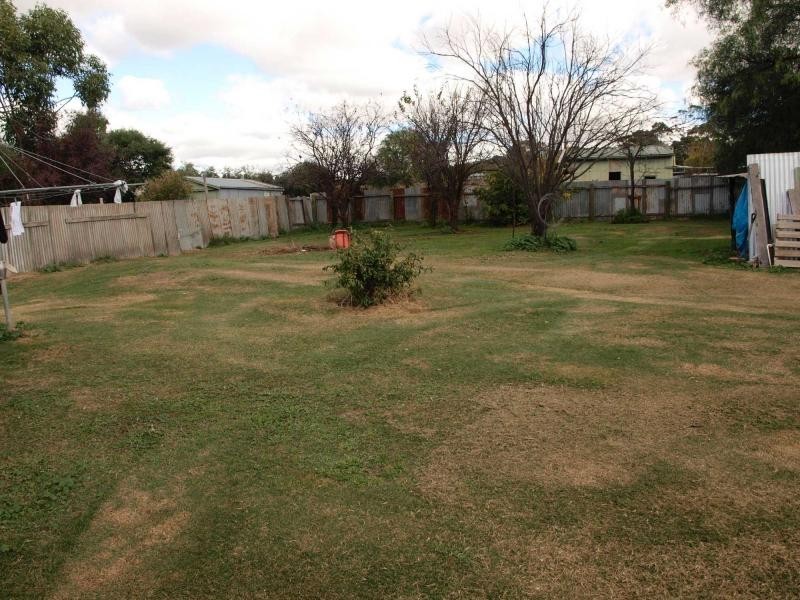 53 Ebden, Heathcote VIC 3523