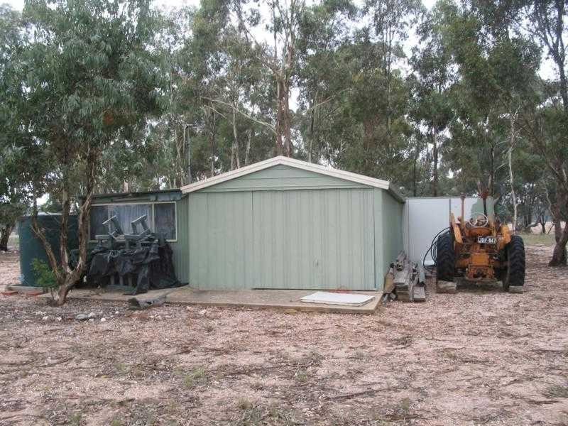 1 Alexander Lane, Arnold VIC 3551