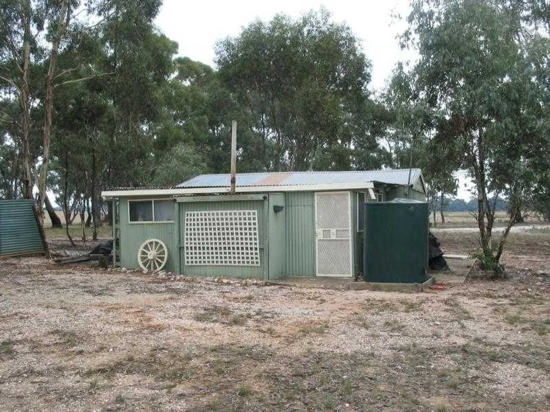 1 Alexander Lane, Arnold VIC 3551