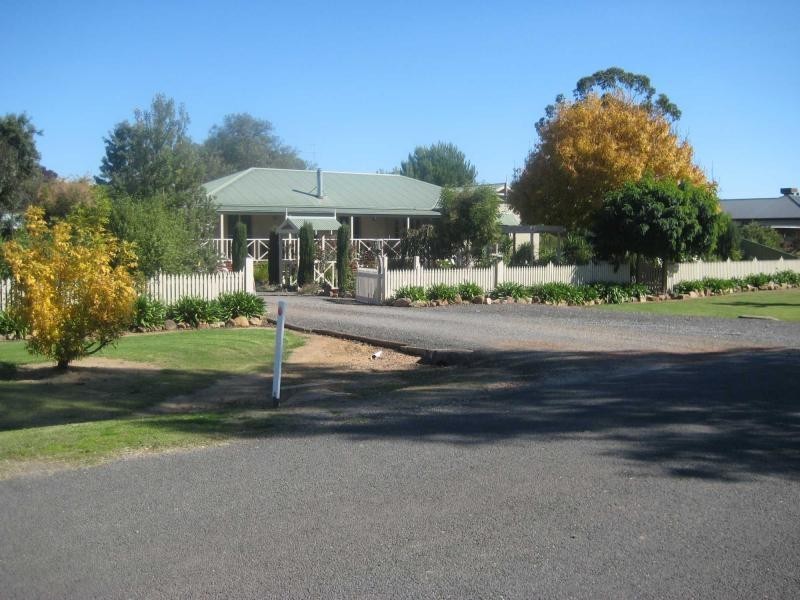 5-7 Beauchamp, Heathcote VIC 3523