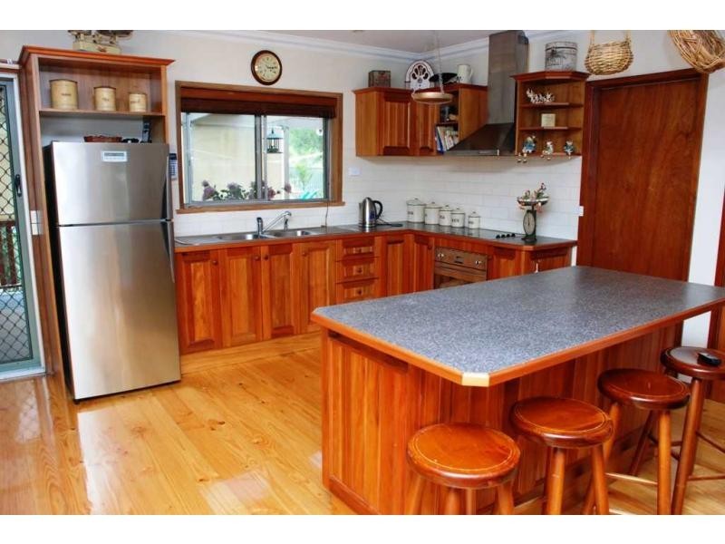 5-7 Beauchamp, Heathcote VIC 3523