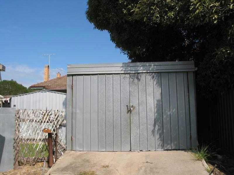 3 Bray Street, Long Gully VIC 3550