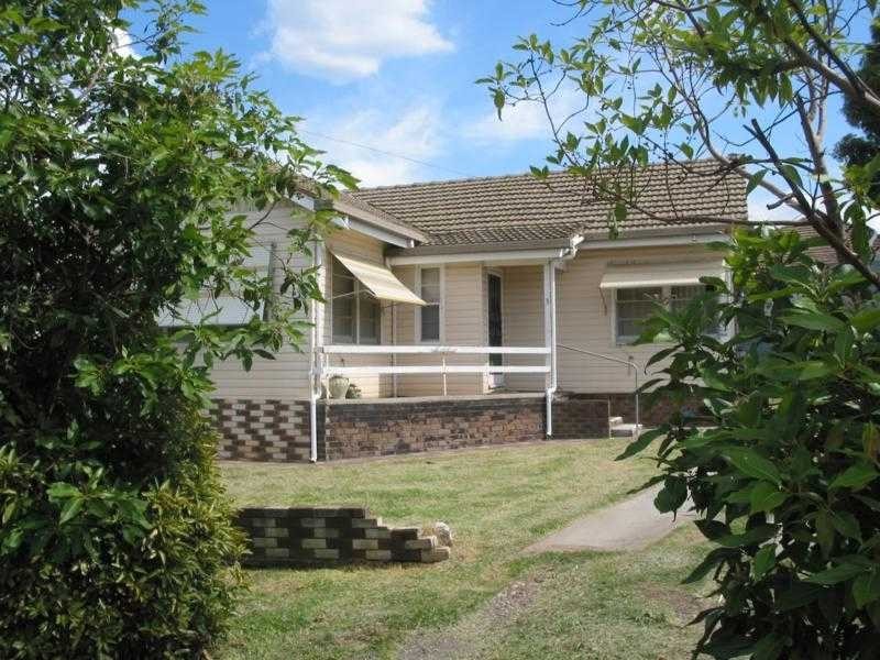 3 Bray Street, Long Gully VIC 3550