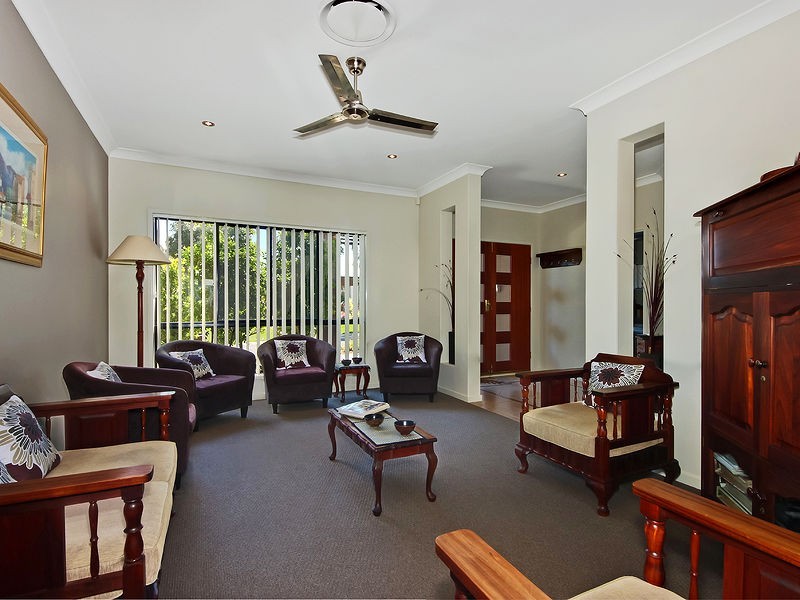 5 Planigale Crescent, North Lakes QLD 4509