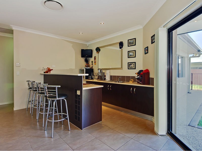 5 Planigale Crescent, North Lakes QLD 4509