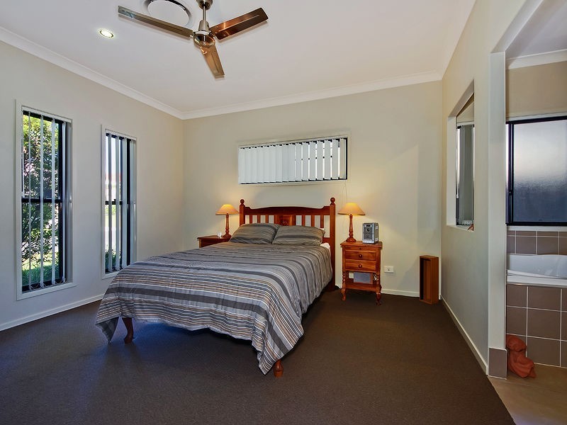 5 Planigale Crescent, North Lakes QLD 4509