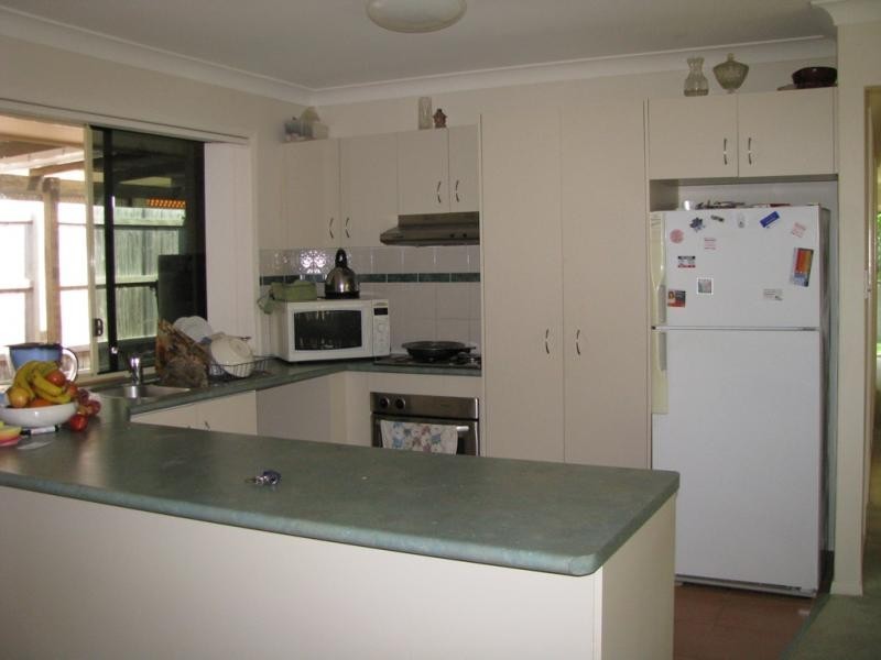 6 Southerden Drive, North Lakes QLD 4509