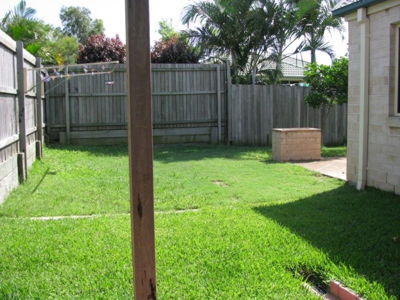 6 Southerden Drive, North Lakes QLD 4509