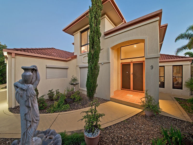 9 Southerden Drive, North Lakes QLD 4509