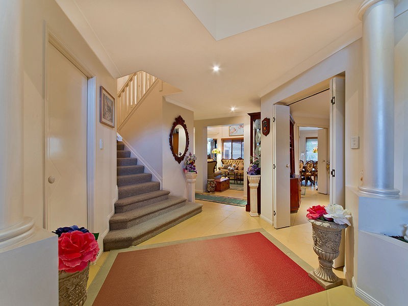 9 Southerden Drive, North Lakes QLD 4509
