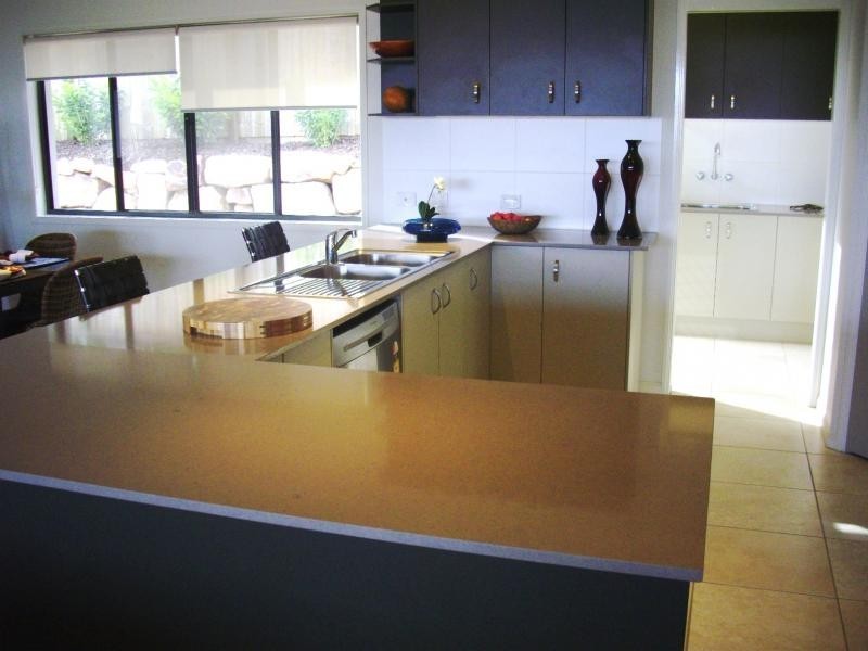 North Lakes QLD 4509