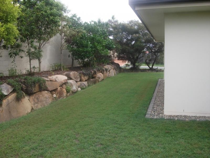 North Lakes QLD 4509