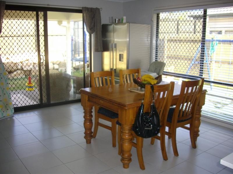 6 Sunjoy Place, North Lakes QLD 4509