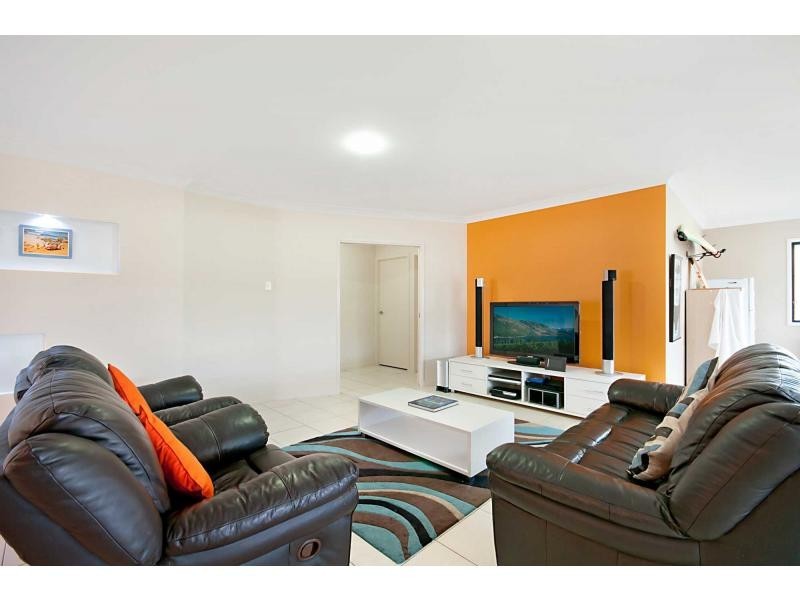 1 Wedgetail Crescent, Narangba QLD 4504