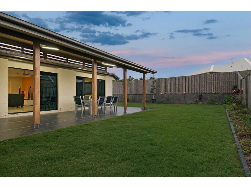 1 Wedgetail Crescent, Narangba QLD 4504