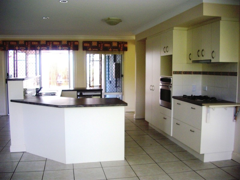 North Lakes QLD 4509