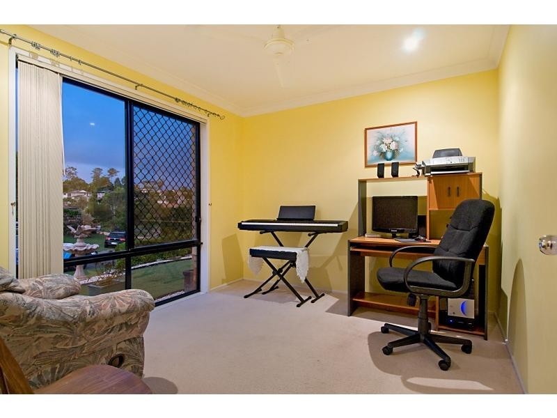 5 Amethyst Court, Griffin QLD 4503