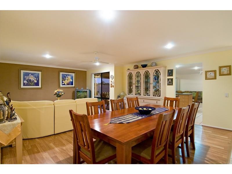 5 Amethyst Court, Griffin QLD 4503